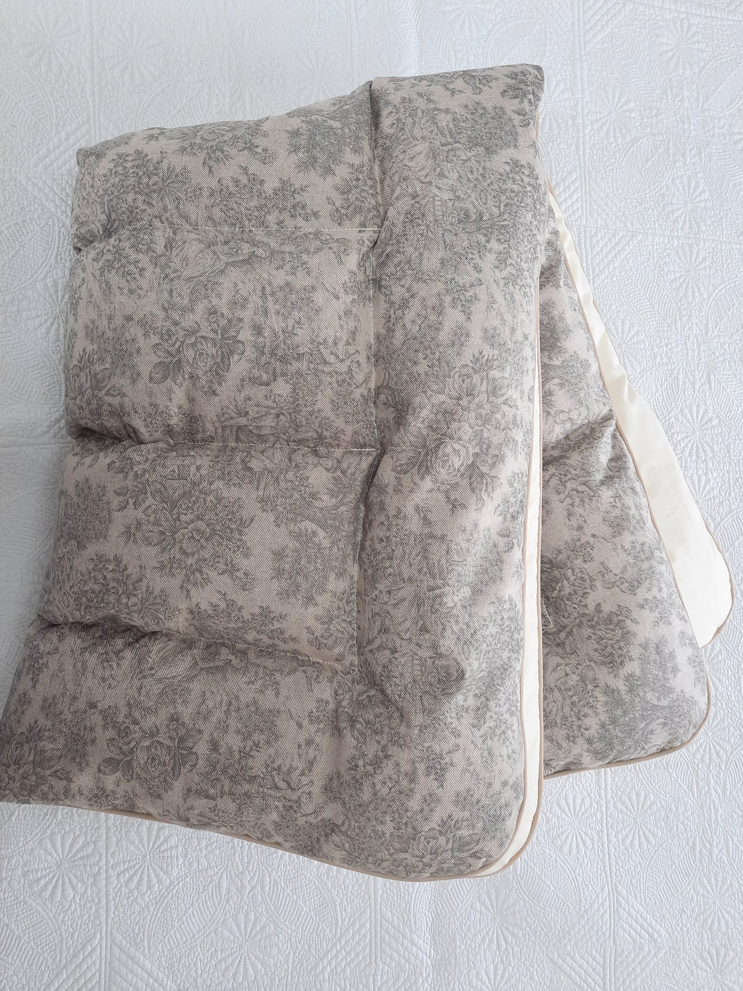Romantic Toile Grey Mini Eiderdown - IN STOCK #240601
