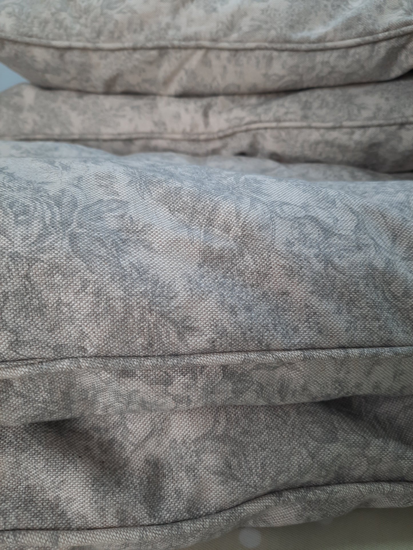 Romantic GREY Toile de Jouy KING Eiderdown - IN STOCK