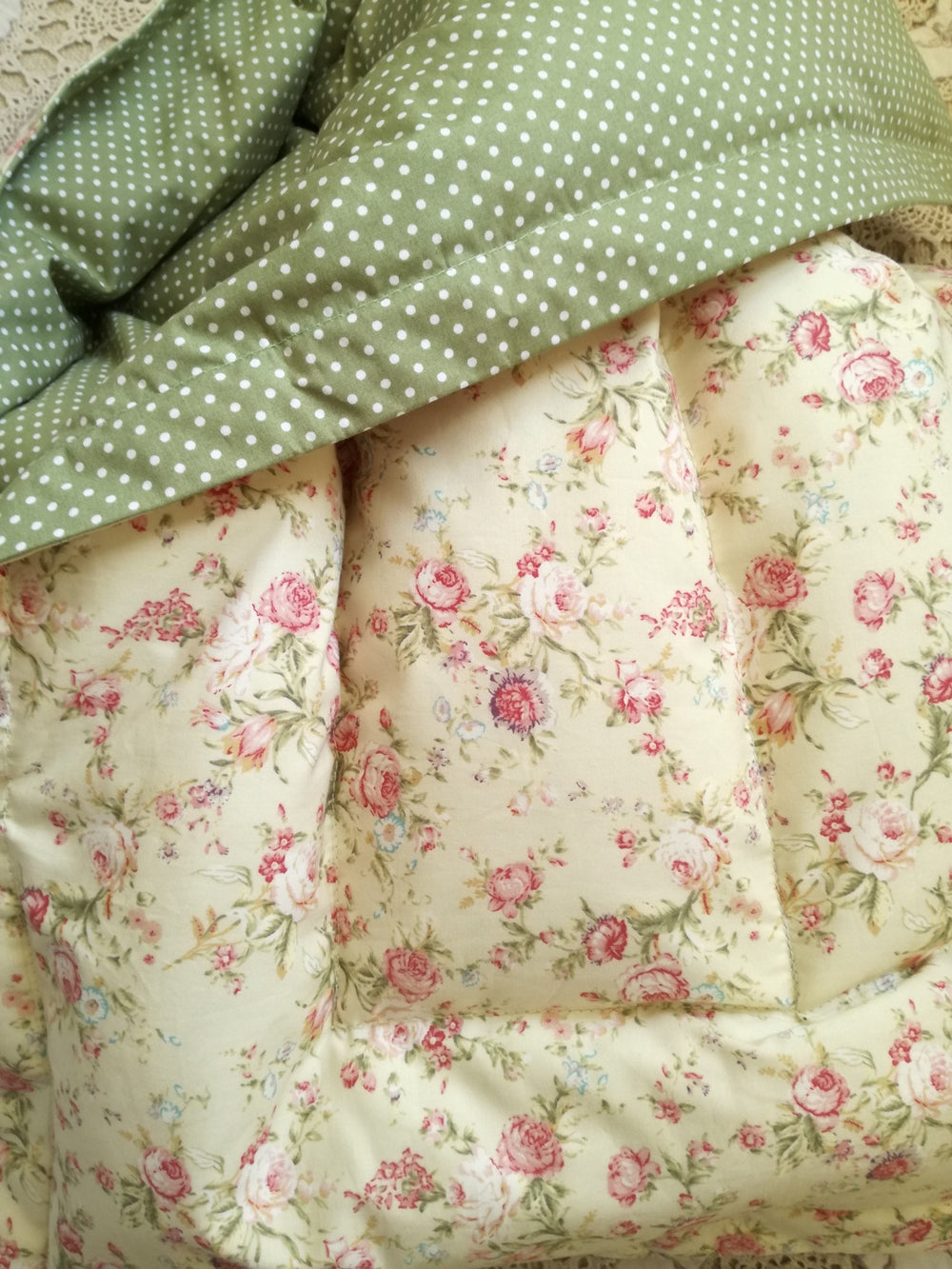 Pretty Floral & Vintage Green Mini Eiderdown - IN STOCK