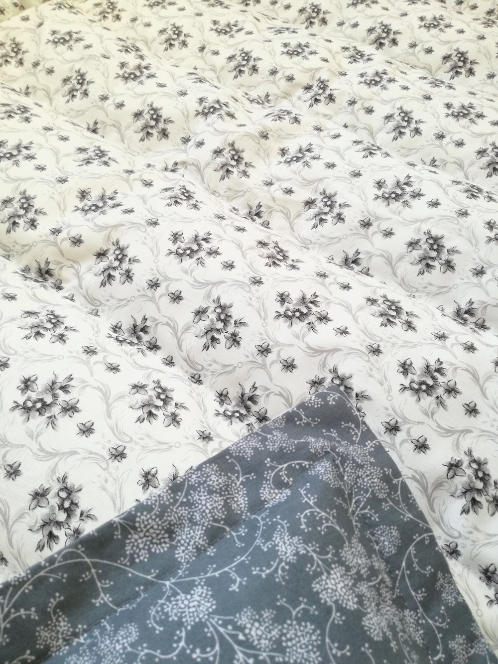 Grey & White Mini Eiderdown - IN STOCK