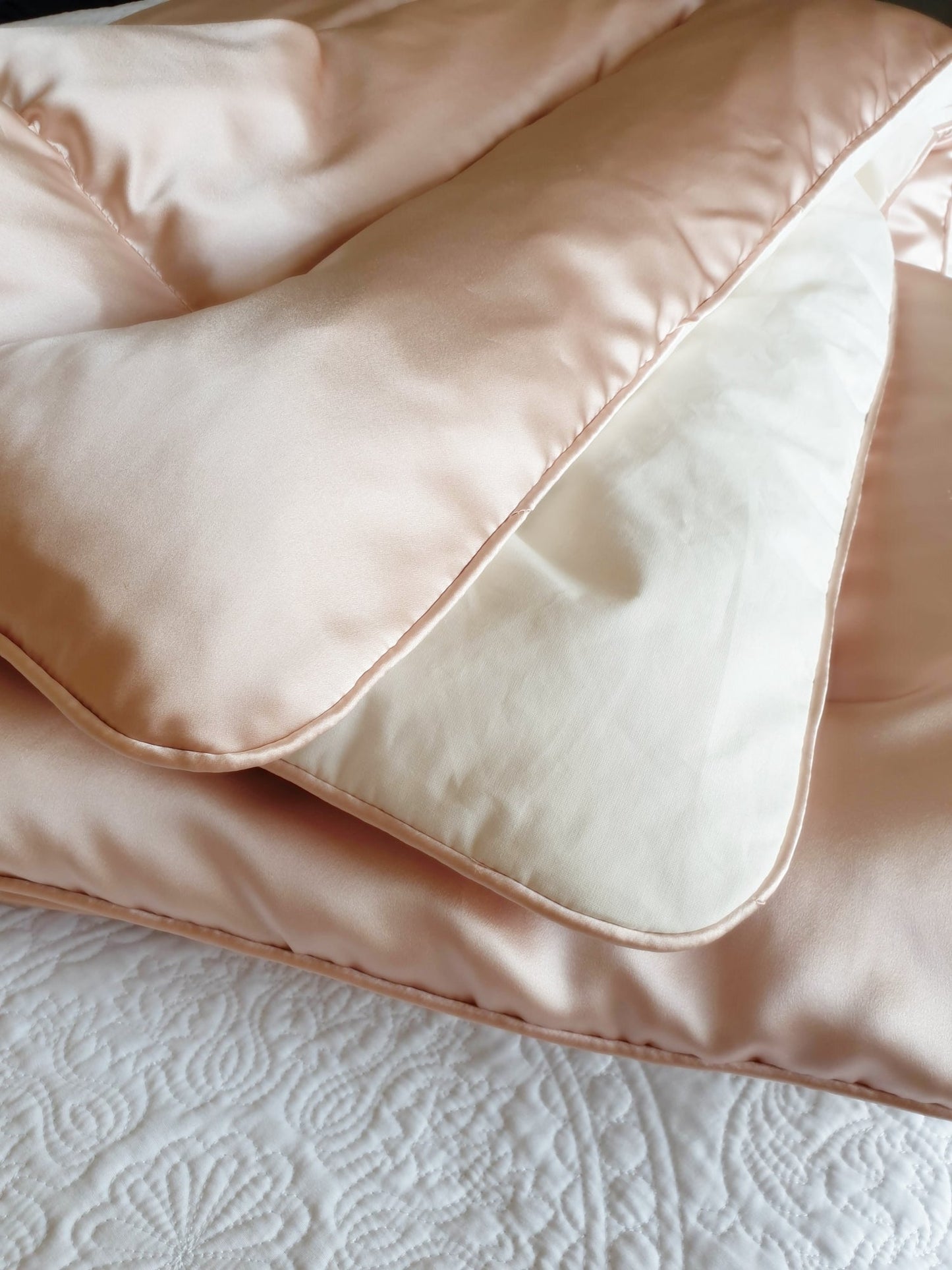 Rose 100% Silk Satin KING SIZE Eiderdown IN STOCK