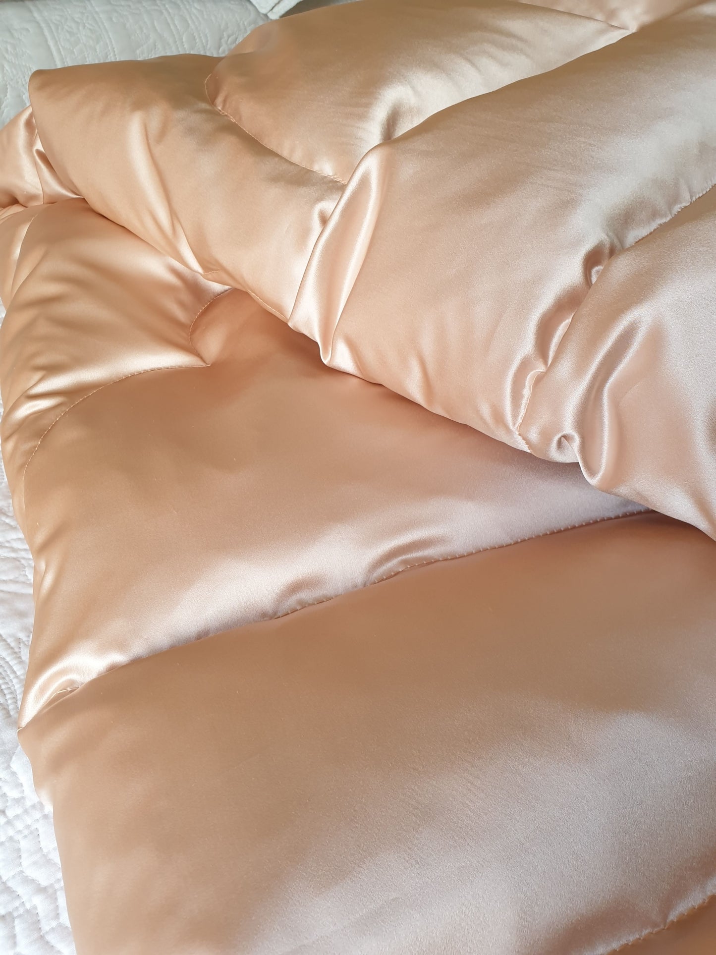 Rose 100% Silk Satin Eiderdown