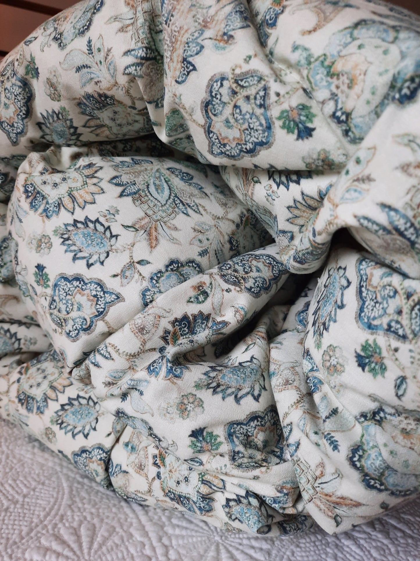 Arundel Green Floral SINGLE Eiderdown - IN STOCK