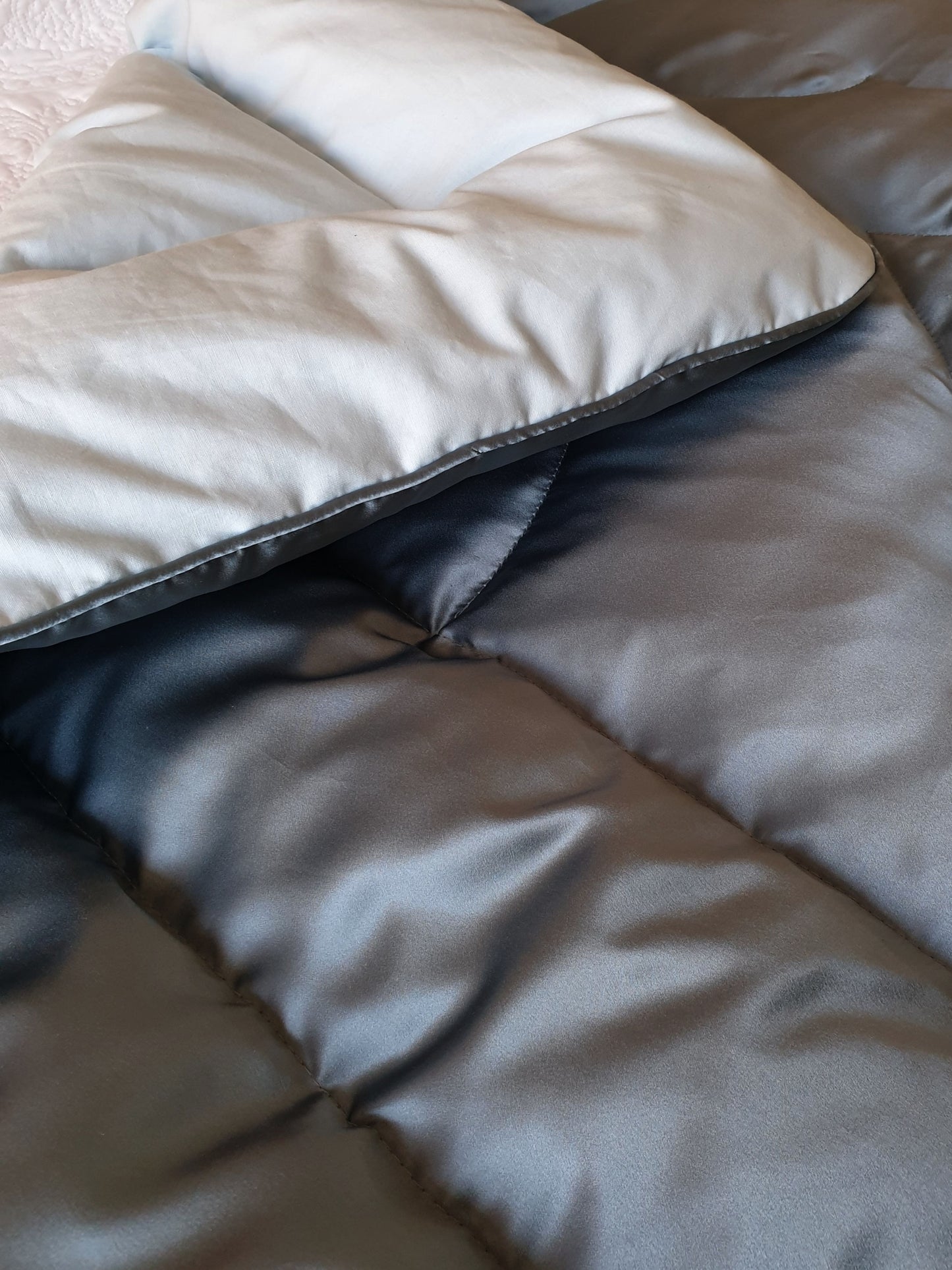 Blue Grey 100% Silk Satin Eiderdown close up