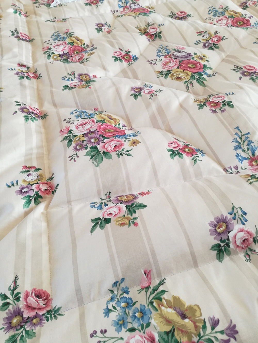 Vintage Sanderson Cotton Floral SINGLE Eiderdown - IN STOCK