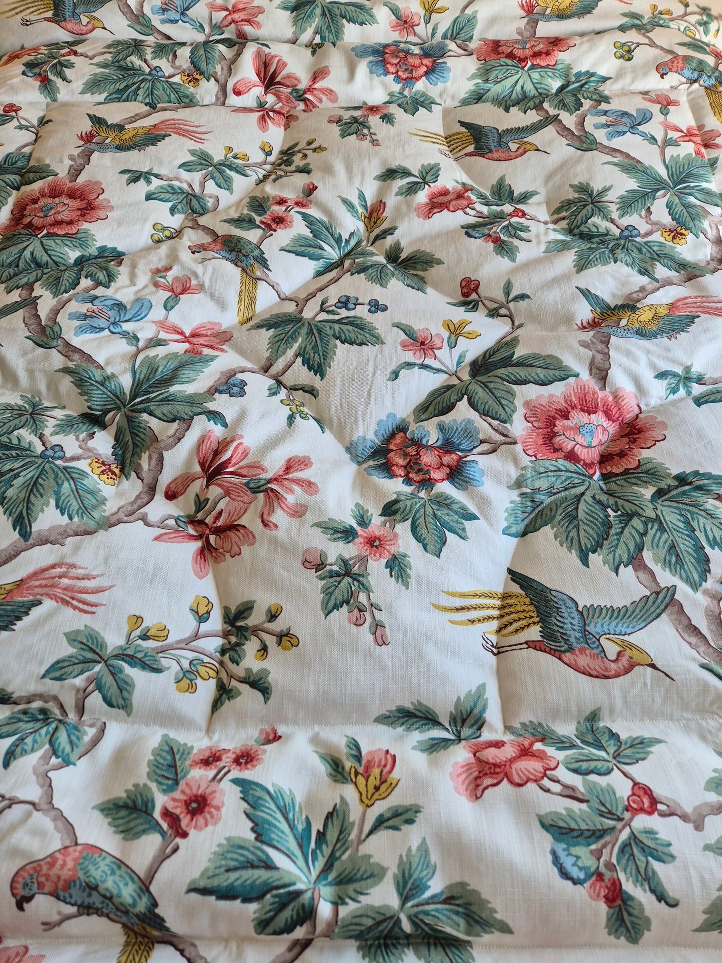 READY MADE - King Size Sanderson Lophura Chintz Eiderdown