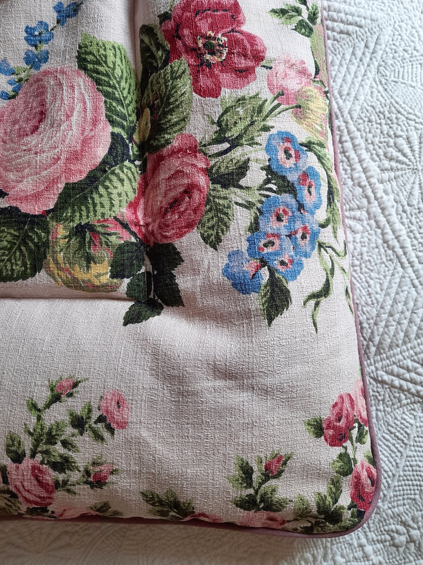 Vintage Barkcloth Cotton Floral SINGLE Eiderdown - IN STOCK