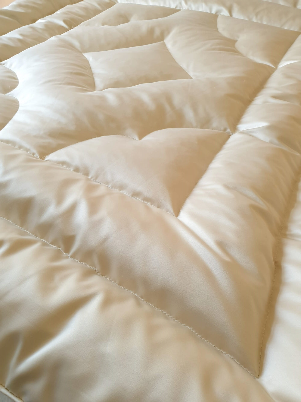 Satin Eiderdown - Available in 4 colours