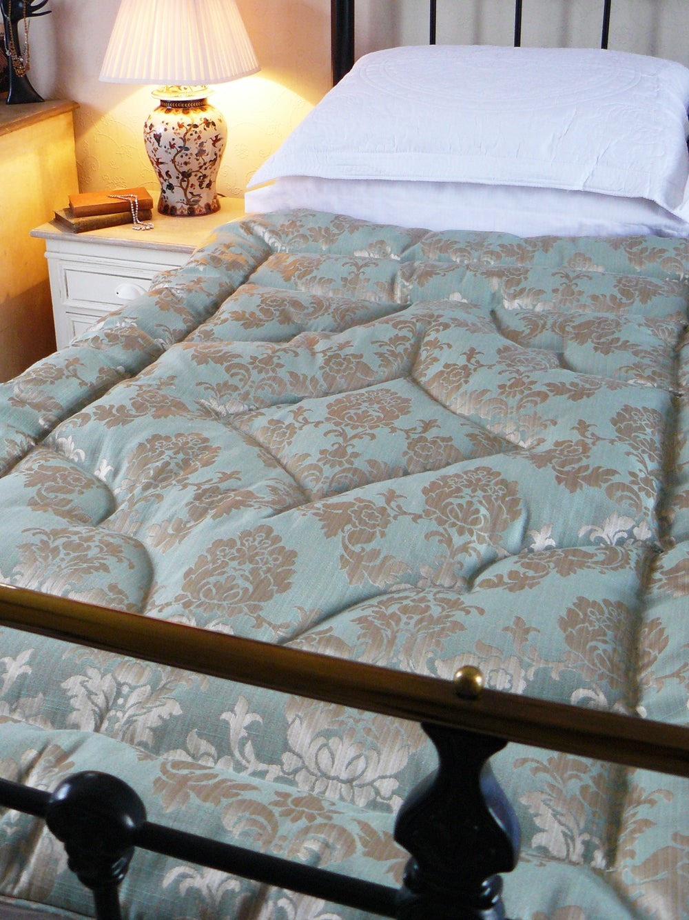 eiderdowns bedspread quilt