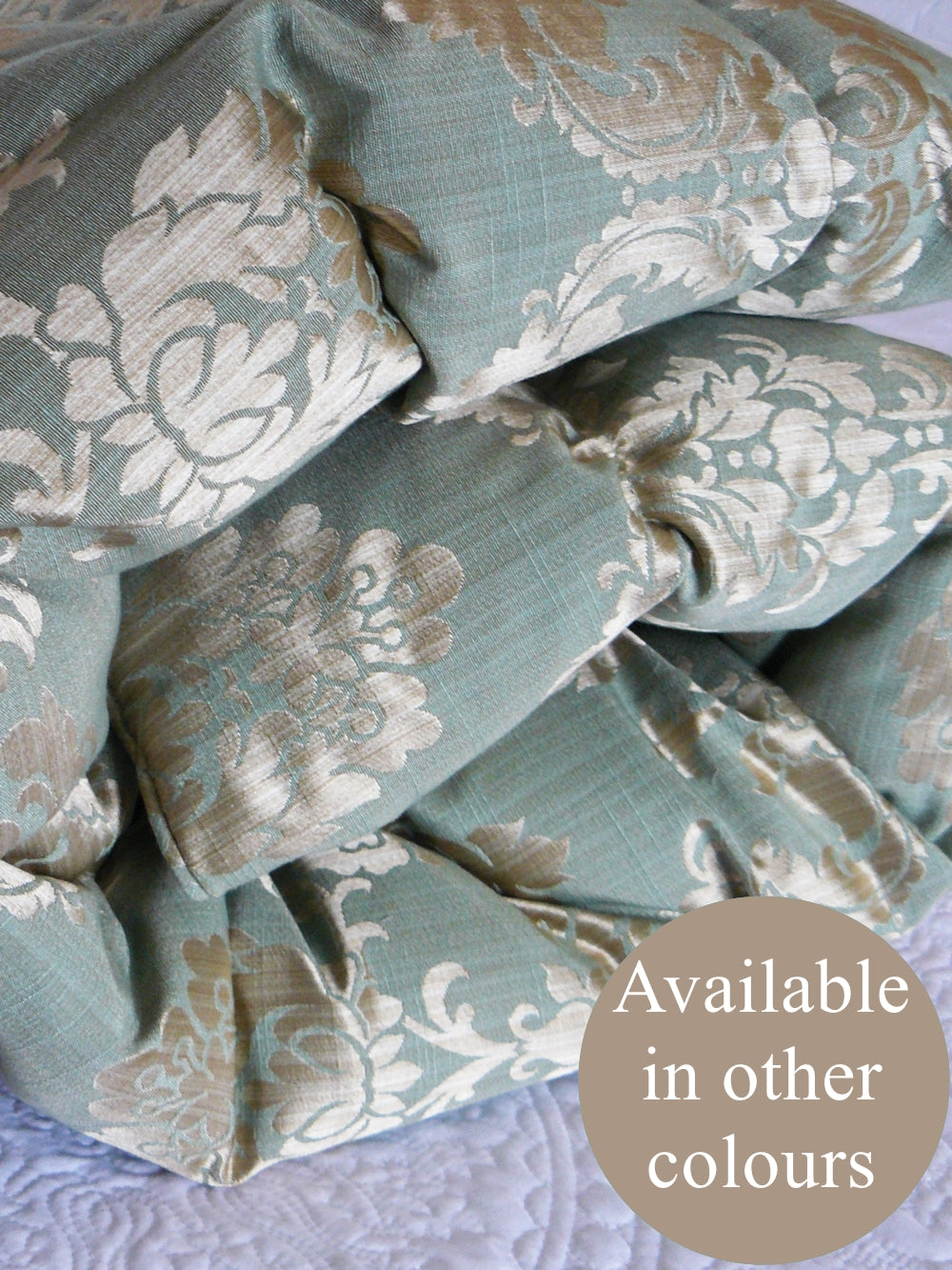 eiderdown bedspread quilt