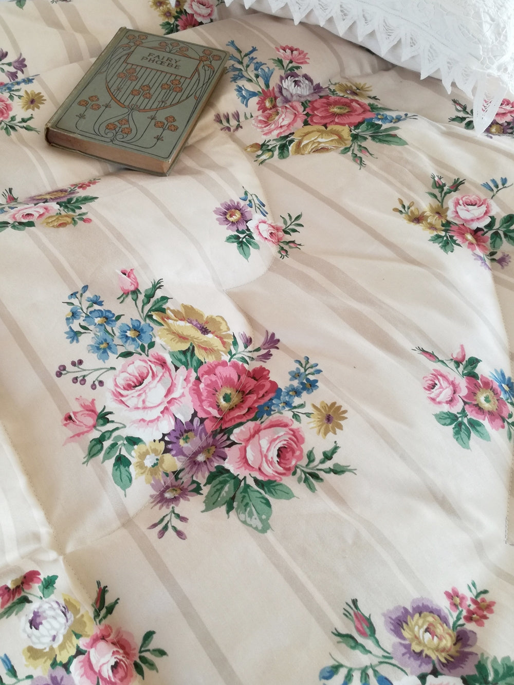Vintage Sanderson Cotton Floral SINGLE Eiderdown - IN STOCK
